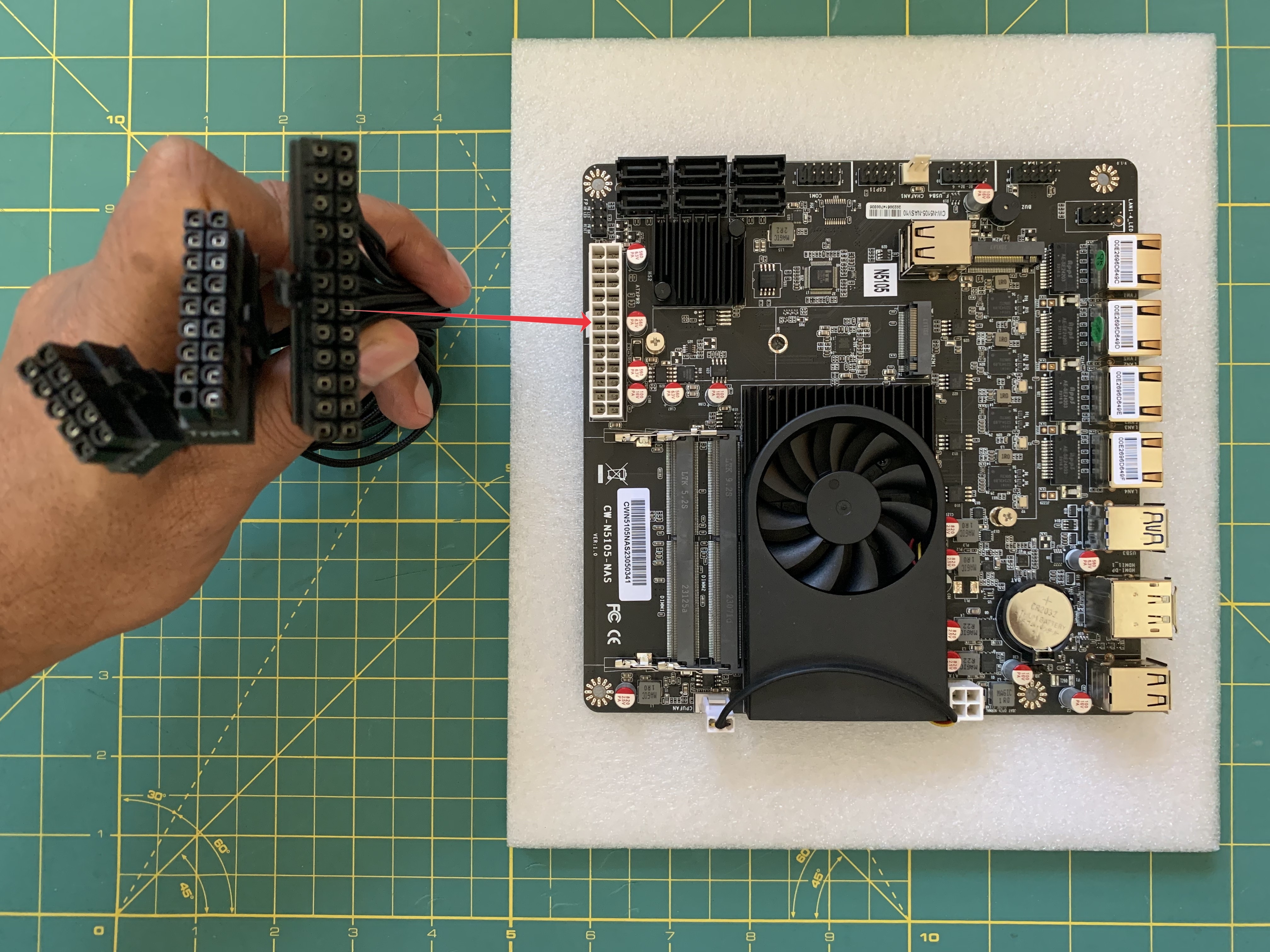 24-pin motherboard connector